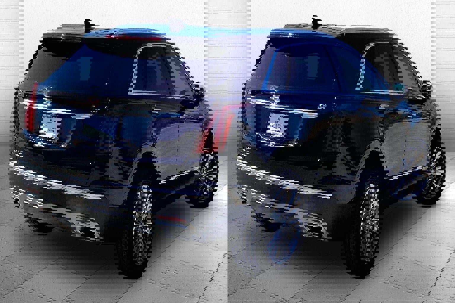 Used 2025 Cadillac XT5 Premium Luxury image 13