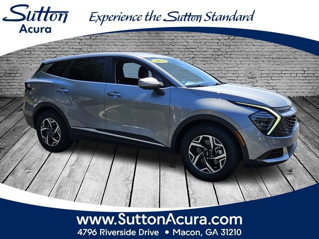 Used 2024 Kia Sportage LX image 1