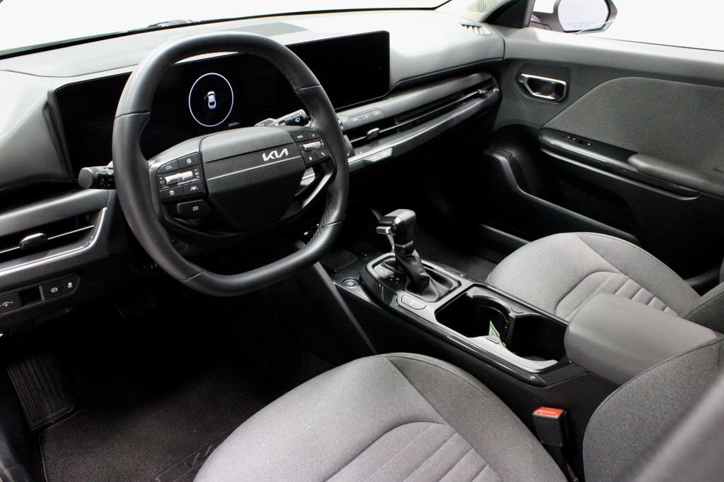 Used 2025 Kia K4 EX FWD image 24