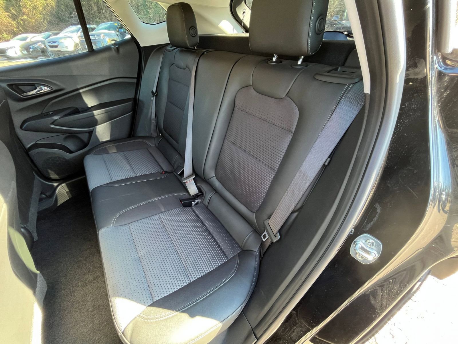 Used 2024 Chevrolet Trax LT w/ Driver Confidence Package image 35