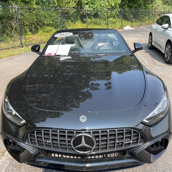 Used 2022 Mercedes-Benz SL 63 AMG 4MATIC w/ Driver Assistance Package image 16