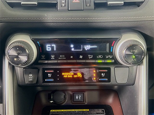 Used 2019 Toyota RAV4 Limited image 22