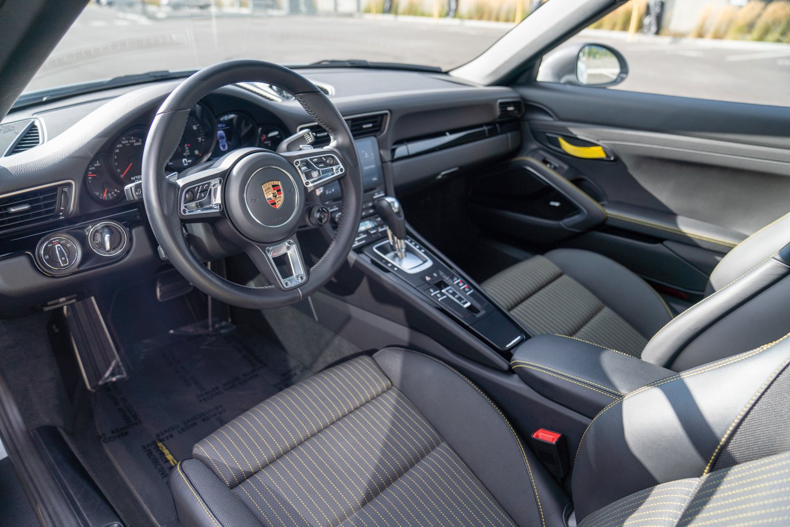 Used 2019 Porsche 911 Carrera T RWD image 4