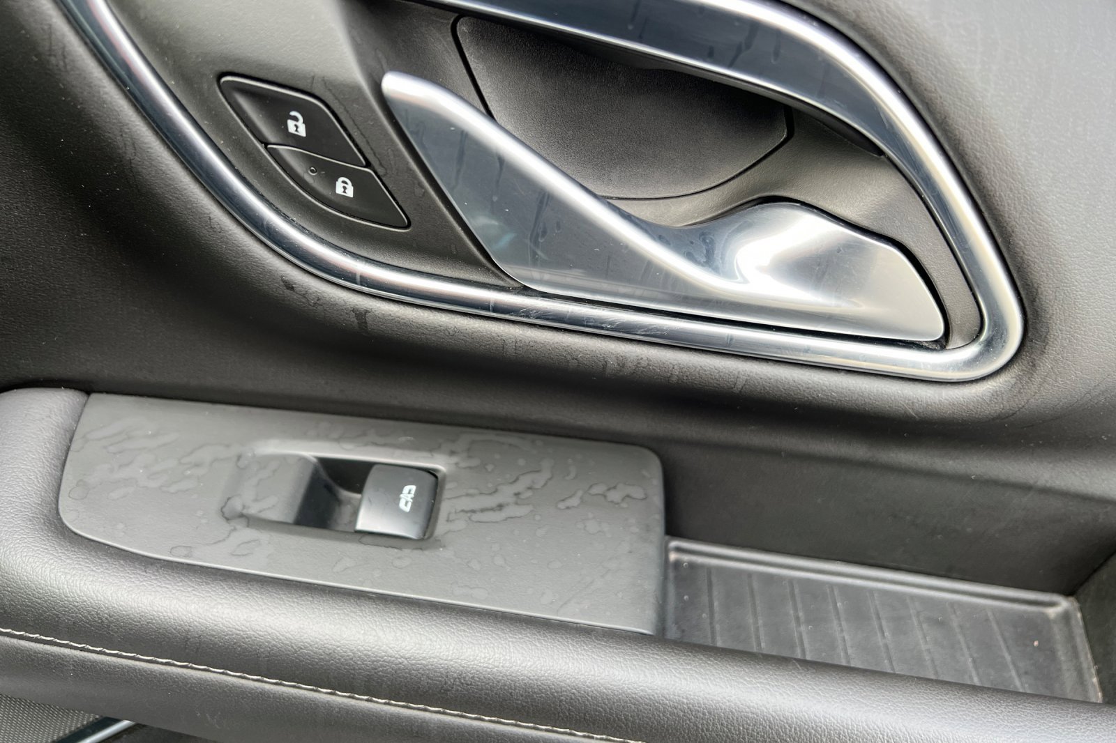 Used 2022 Chevrolet Suburban Z71 image 21