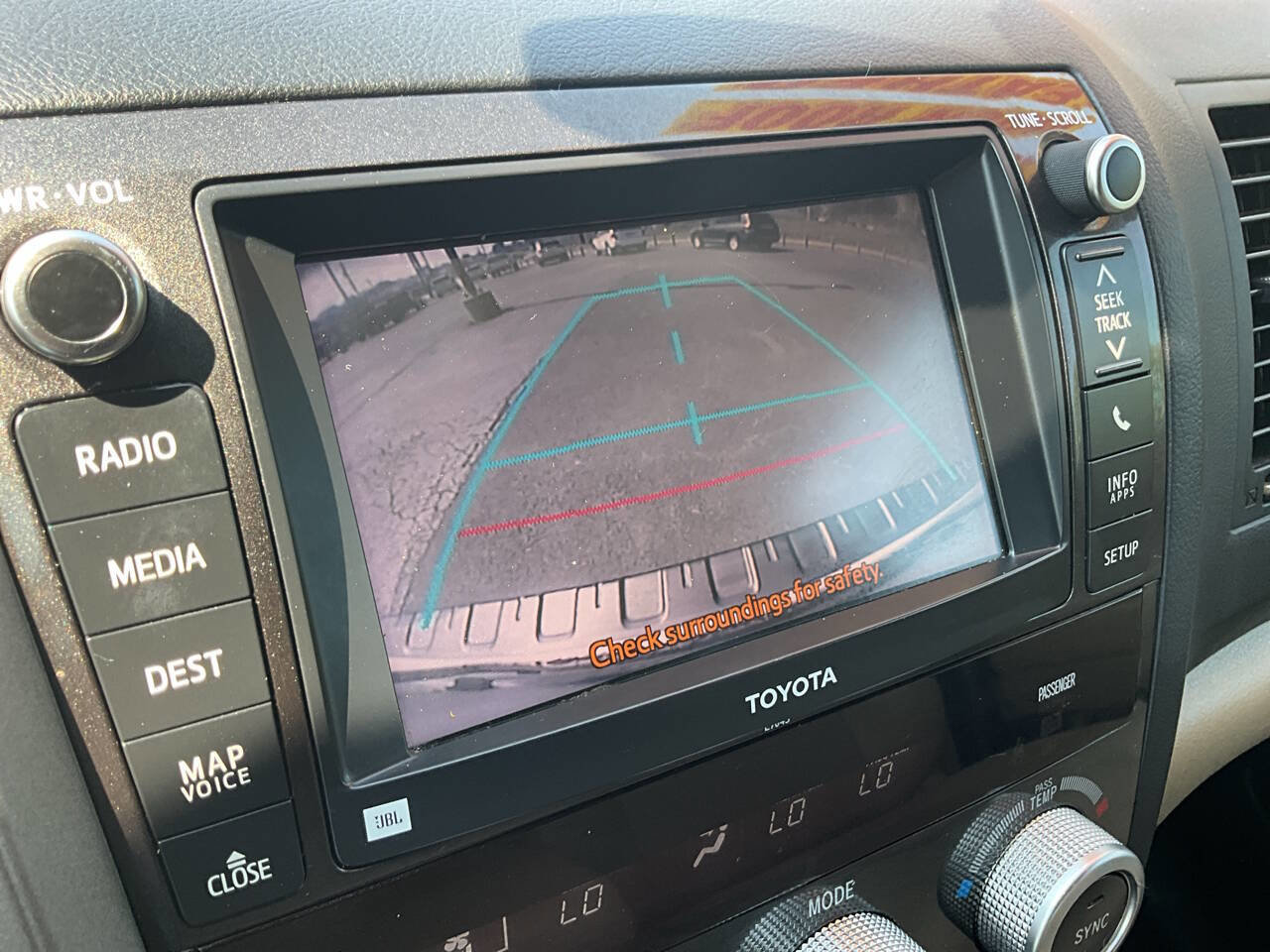 Used 2013 Toyota Sequoia Platinum image 16