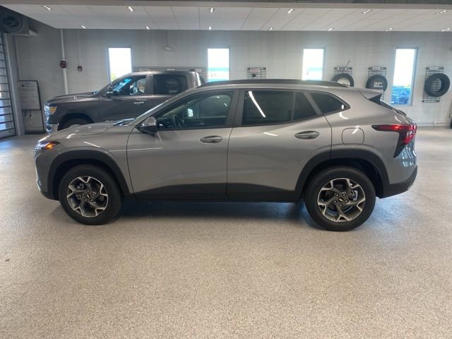 New 2025 Chevrolet Trax LT image 9