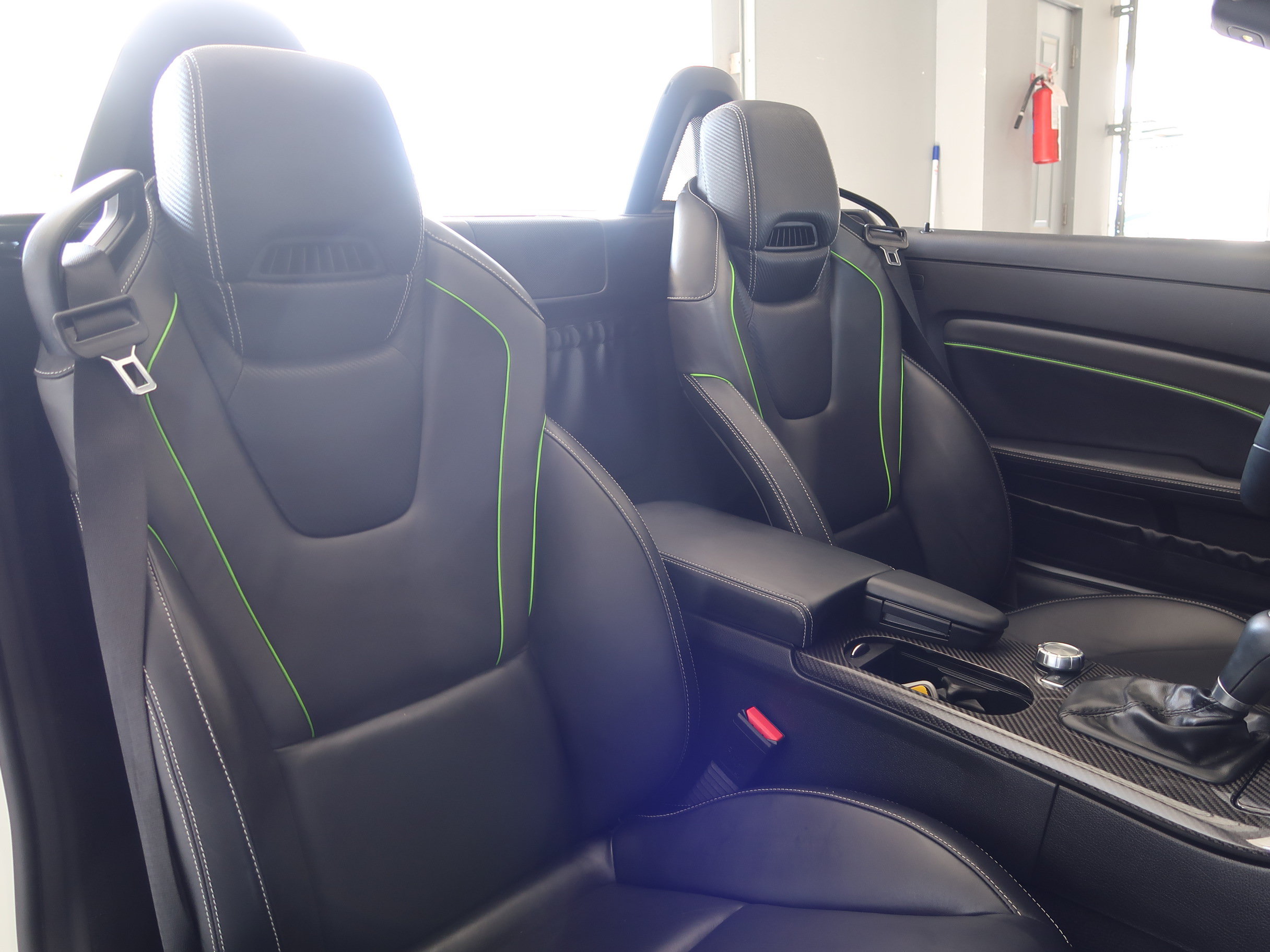 Used 2015 Mercedes-Benz SLK 250 image 17