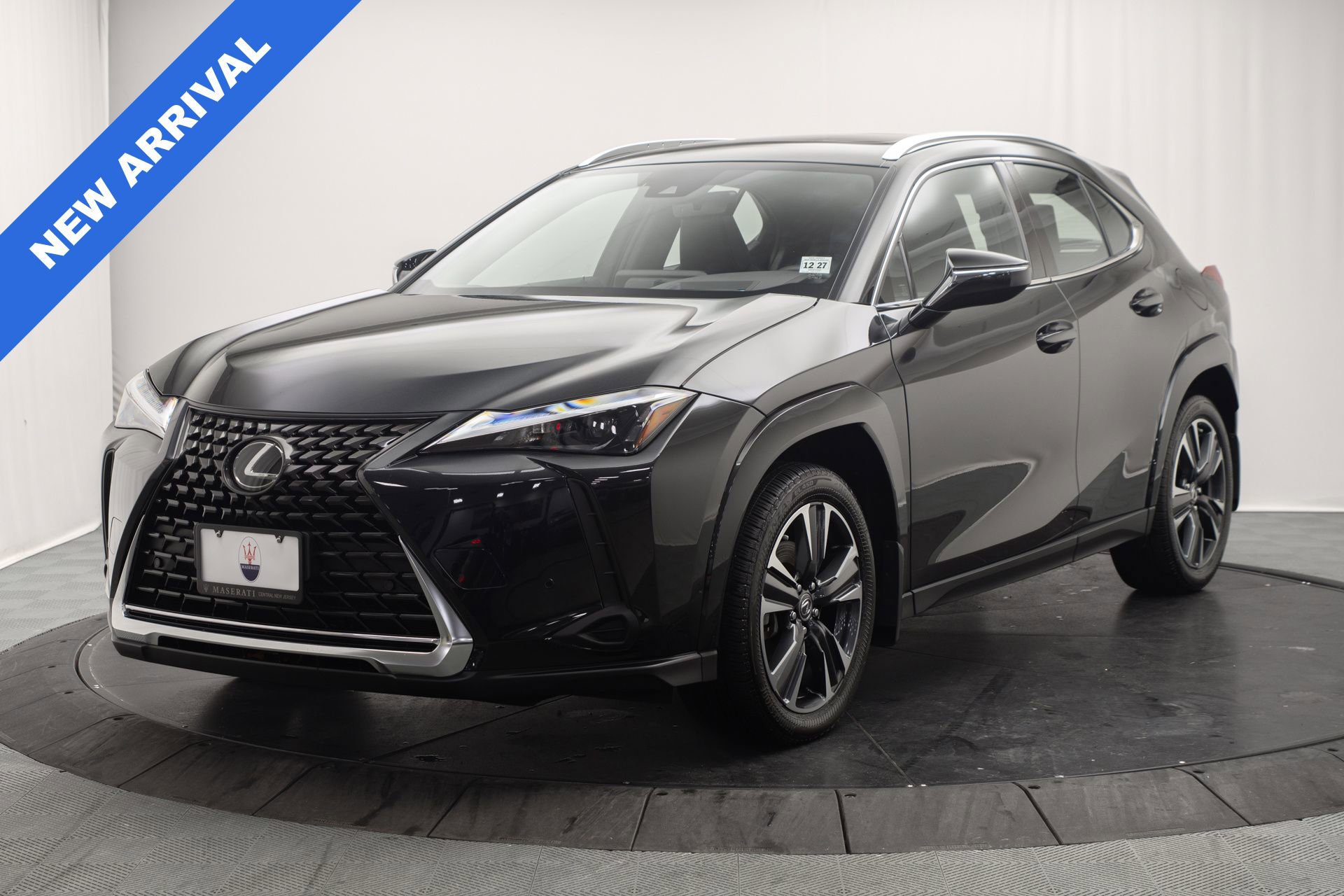 Used 2023 Lexus UX 250h AWD w/ Premium Package image 7