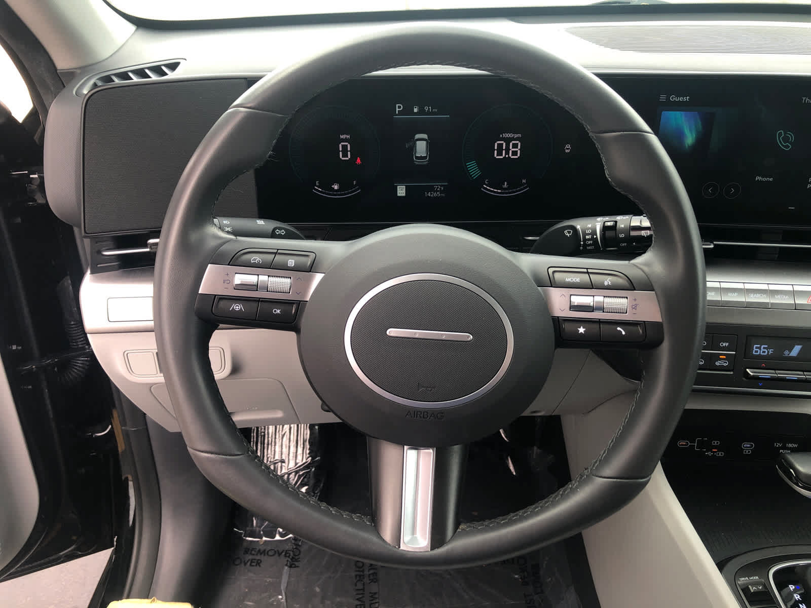 Certified 2025 Hyundai Kona SEL AWD/4WD image 11