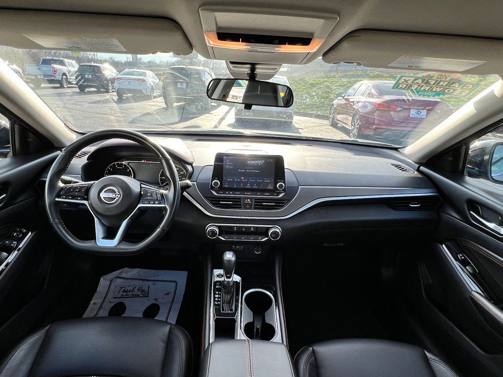 Used 2023 Nissan Altima 2.5 SR image 12
