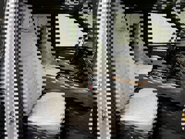 New 2026 Cadillac Escalade Platinum Sport w/ LPO, ONYX Package image 17