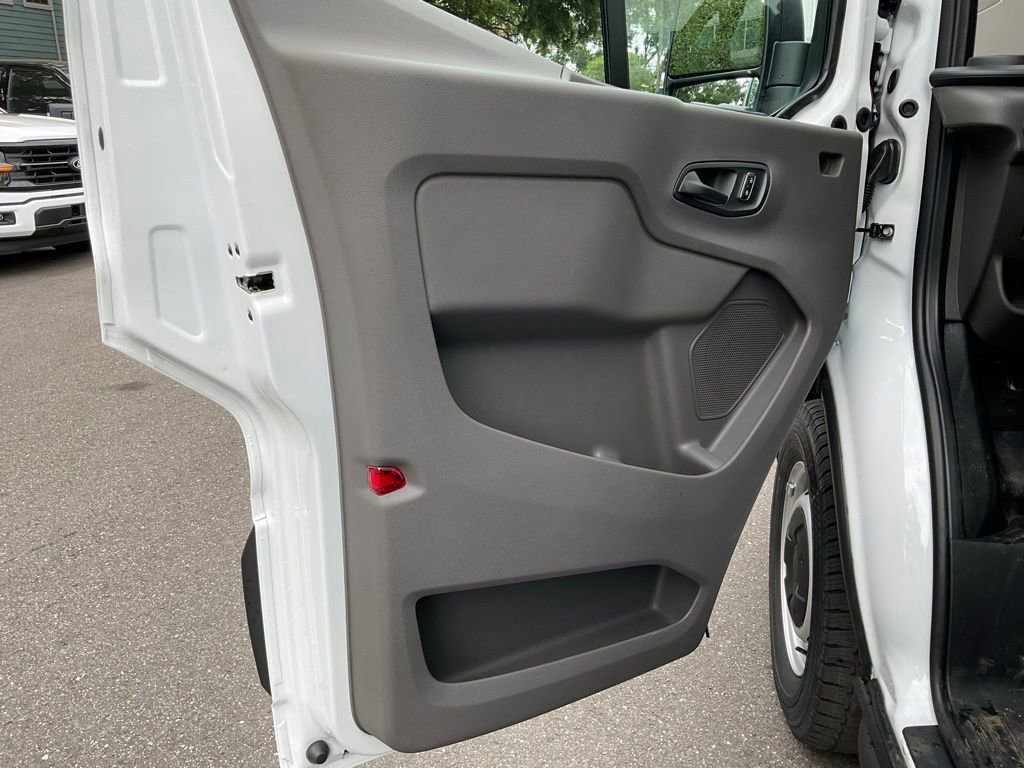 New 2026 Ford Transit 250 148 High Roof Extended w/ Load Area Protection Package RWD image 12