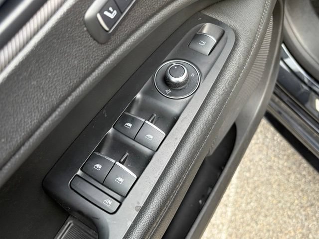 Used 2024 Alfa Romeo Stelvio Veloce AWD/4WD image 19