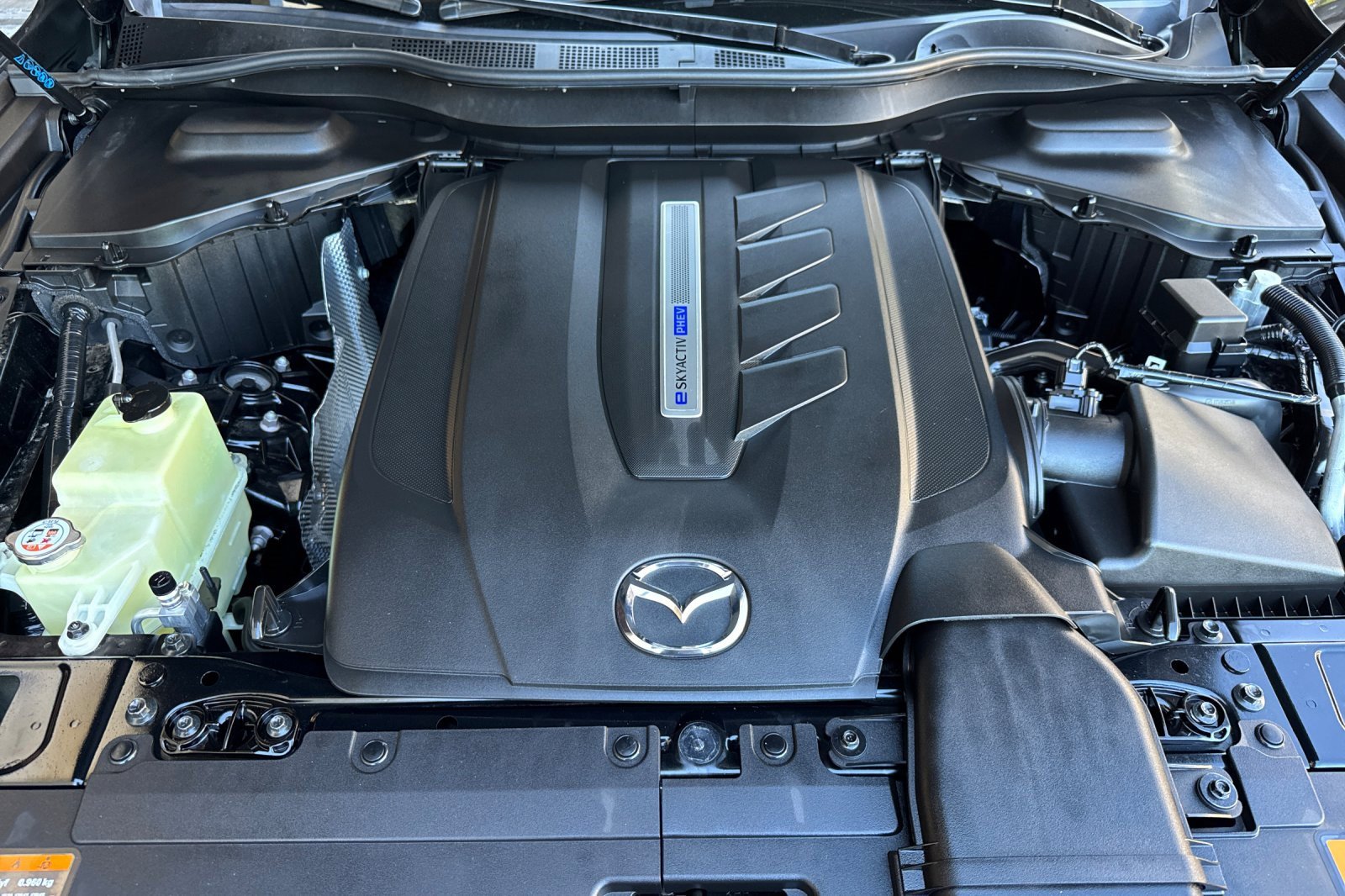 Used 2024 MAZDA CX-90 Plug-In Hybrid w/ Preferred image 25