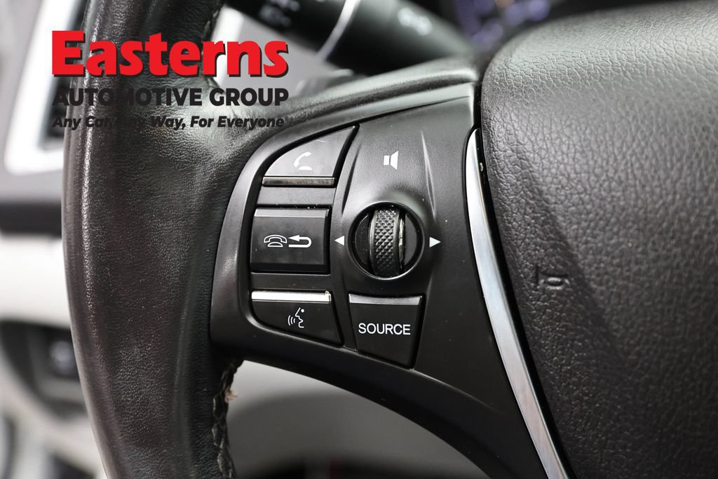 Used 2017 Acura TLX FWD image 15