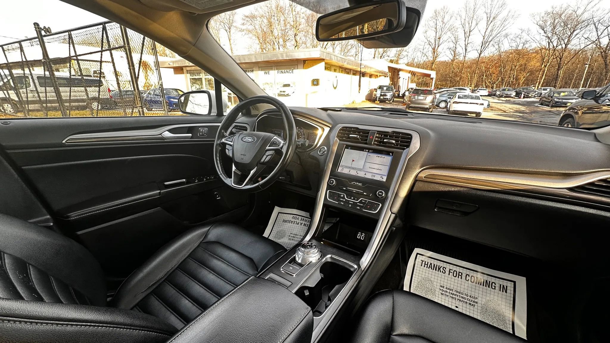 Used 2019 Ford Fusion SEL image 27