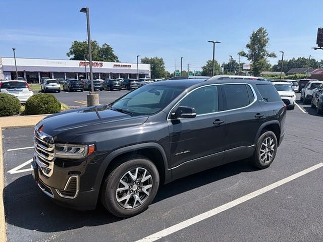 Used 2020 GMC Acadia SLE w/ Driver Convenience Package AWD/4WD image 3