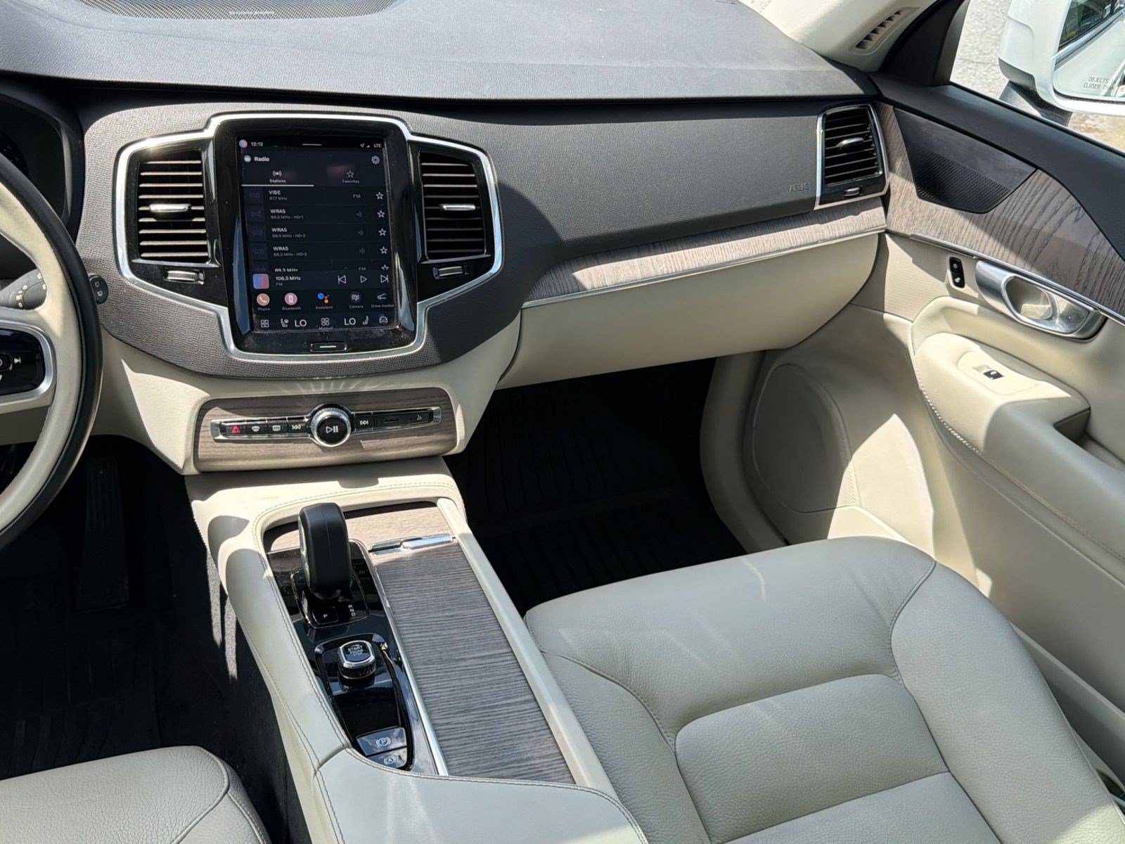 Certified 2023 Volvo XC90 B5 Plus w/ Protection Package Premier AWD/4WD image 27