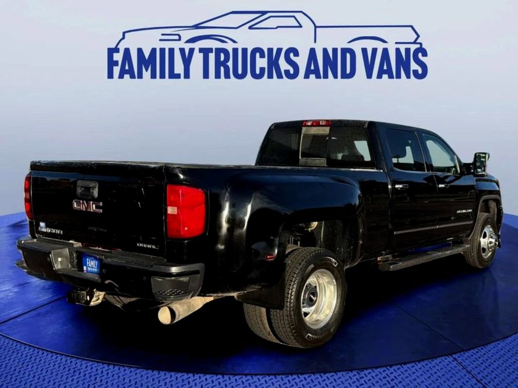 Used 2015 GMC Sierra 3500 Denali w/ Duramax Plus Package image 5