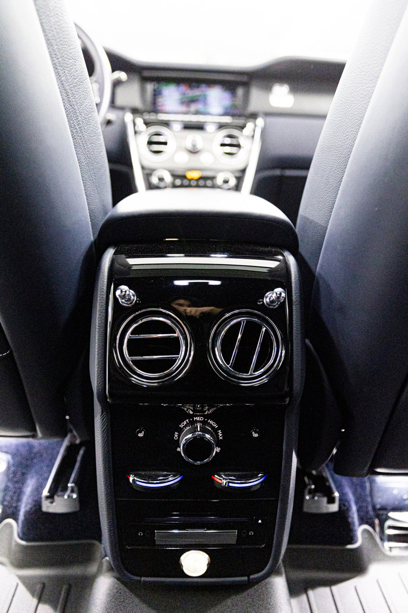 Used 2020 Rolls-Royce Cullinan image 35