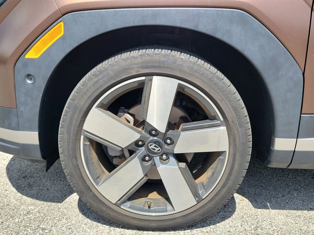 Used 2024 Hyundai Santa Fe Limited image 8