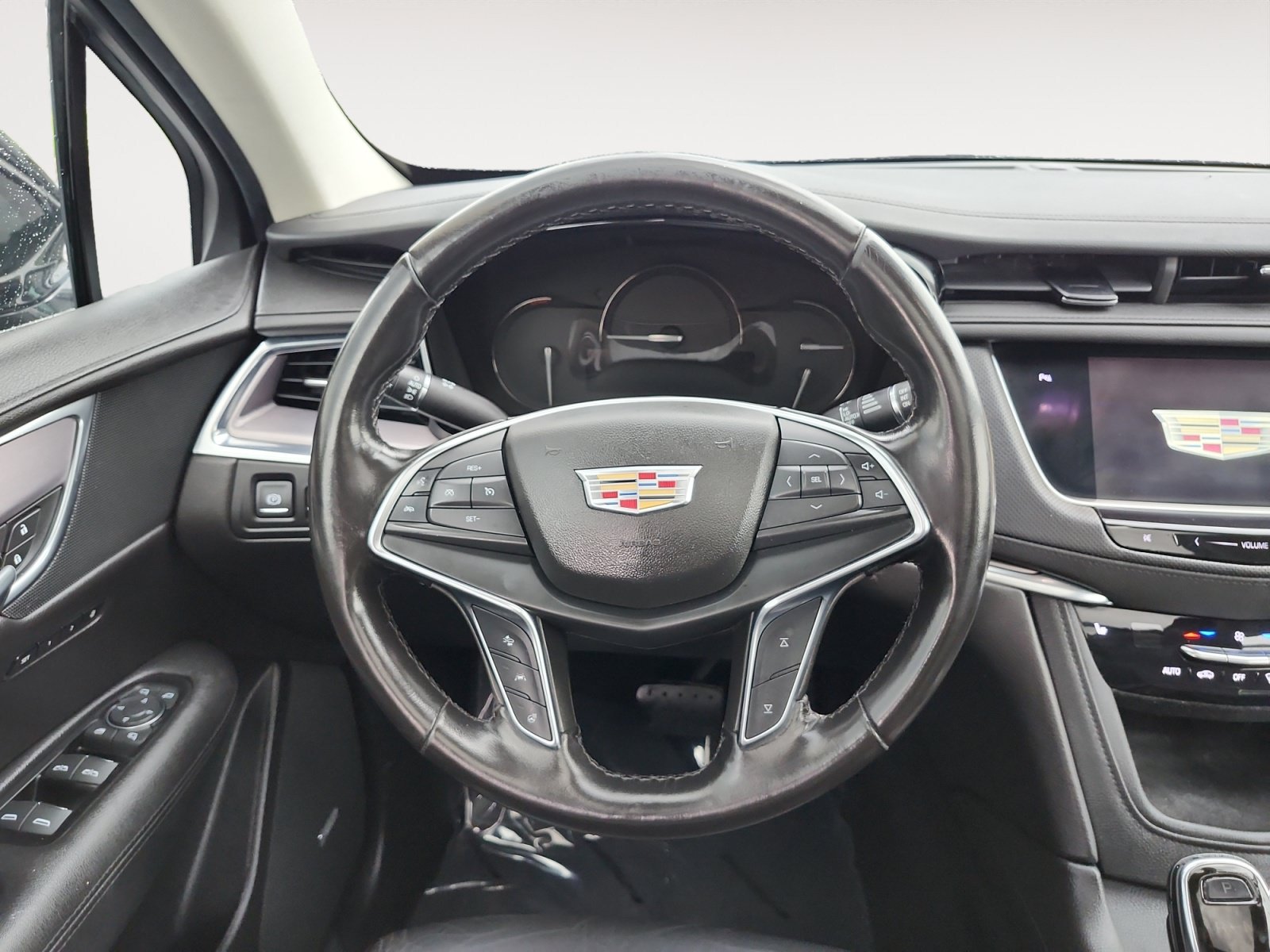 Used 2019 Cadillac XT5 Luxury AWD/4WD image 12