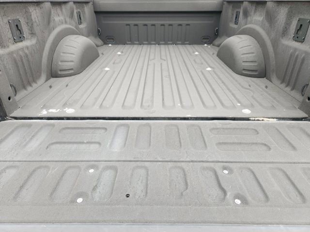 Used 2021 Ford F250 XLT w/ XLT Premium Package AWD/4WD image 32