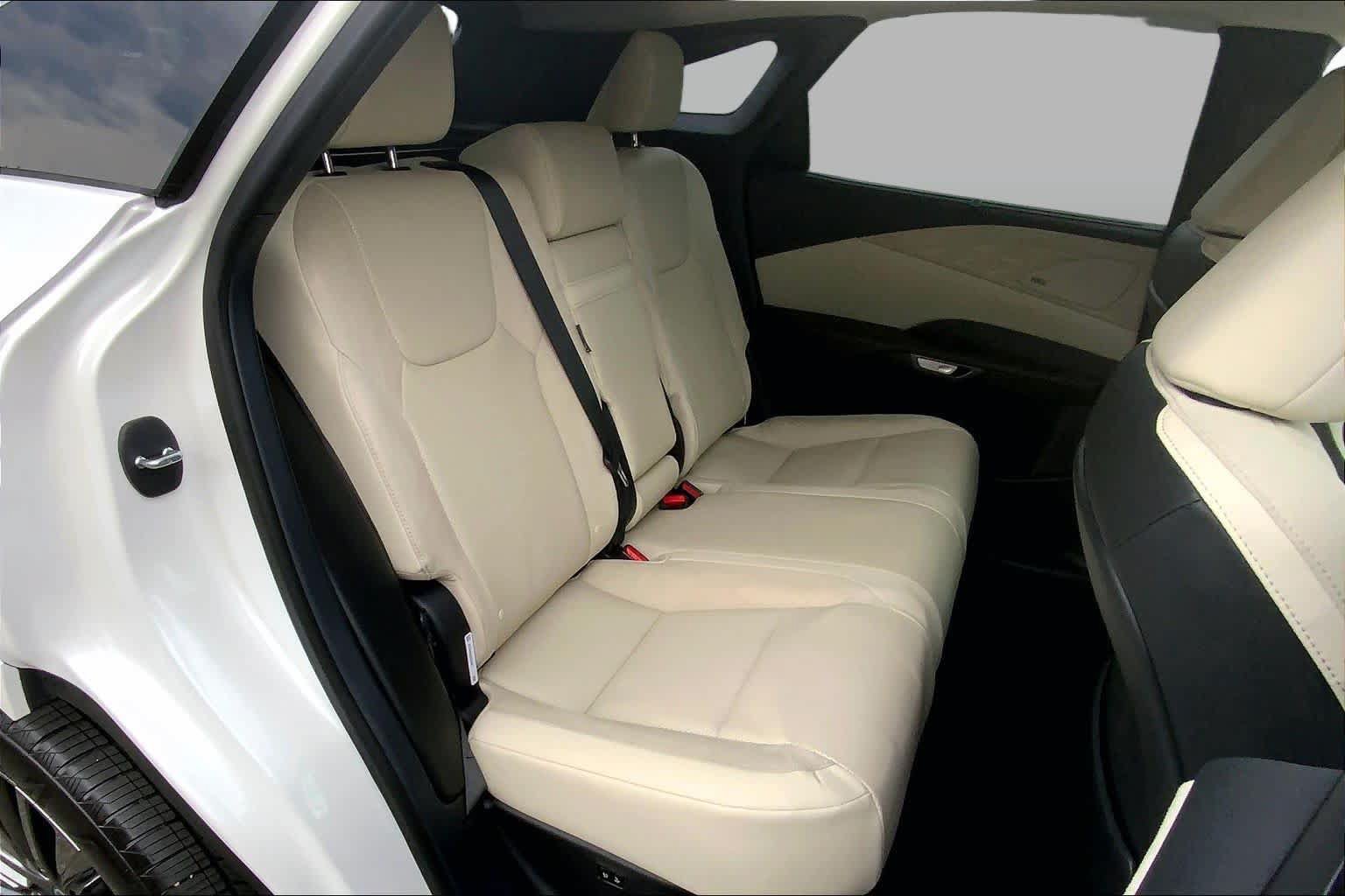 Certified 2026 Lexus RX 350 AWD w/ Convenience Package image 20