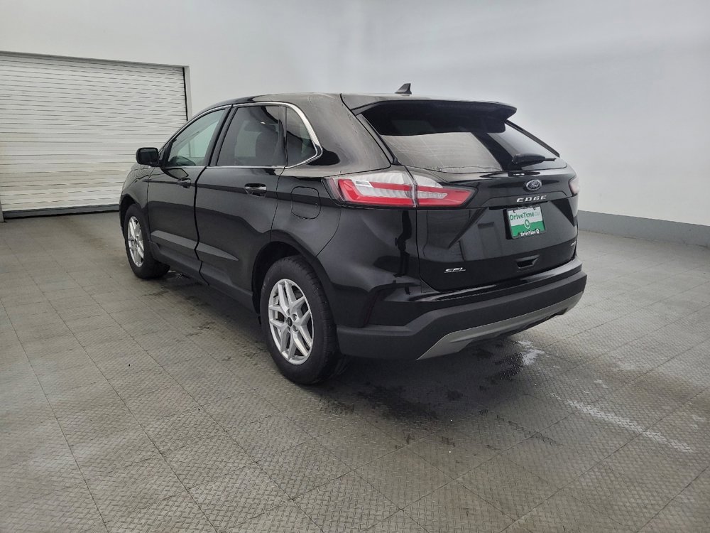 Used 2024 Ford Edge SEL image 5