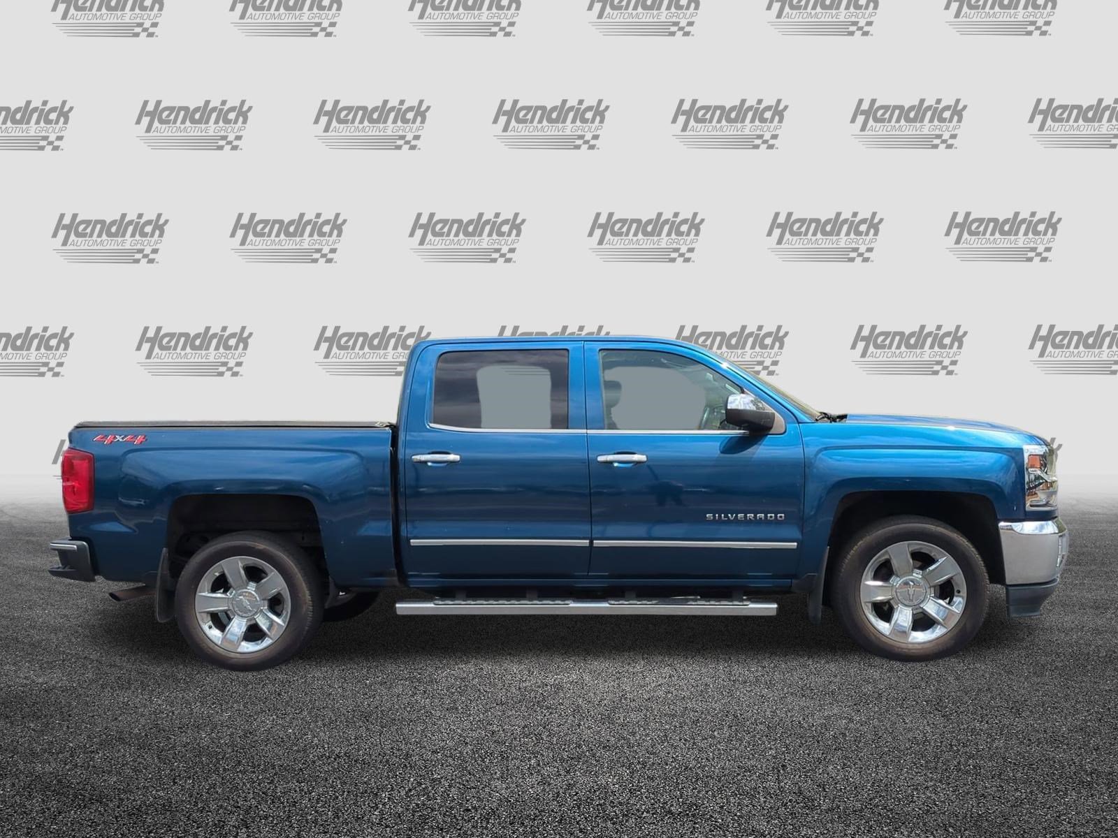 Used 2018 Chevrolet Silverado 1500 LTZ w/ Sport Package AWD/4WD image 11