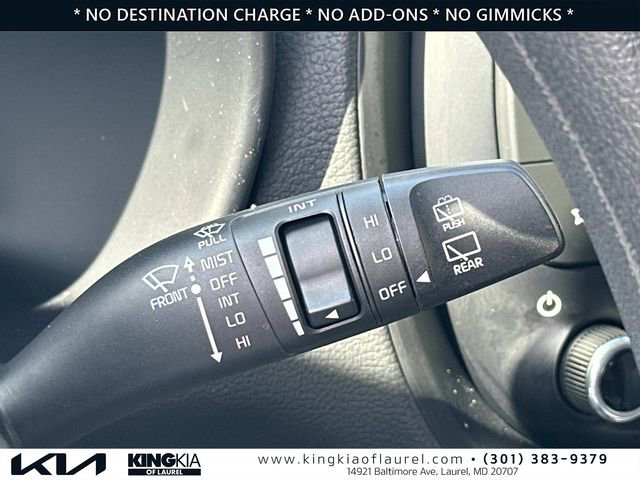 Used 2023 Kia Soul LX image 12