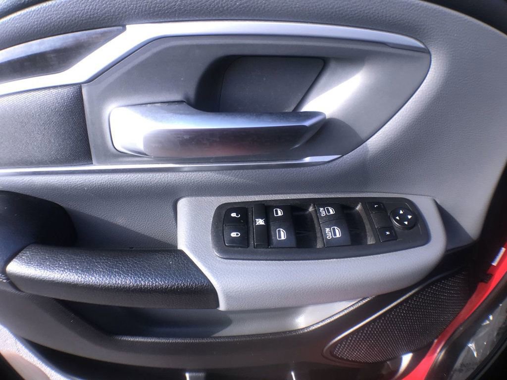 Used 2022 RAM 1500 Lone Star image 12