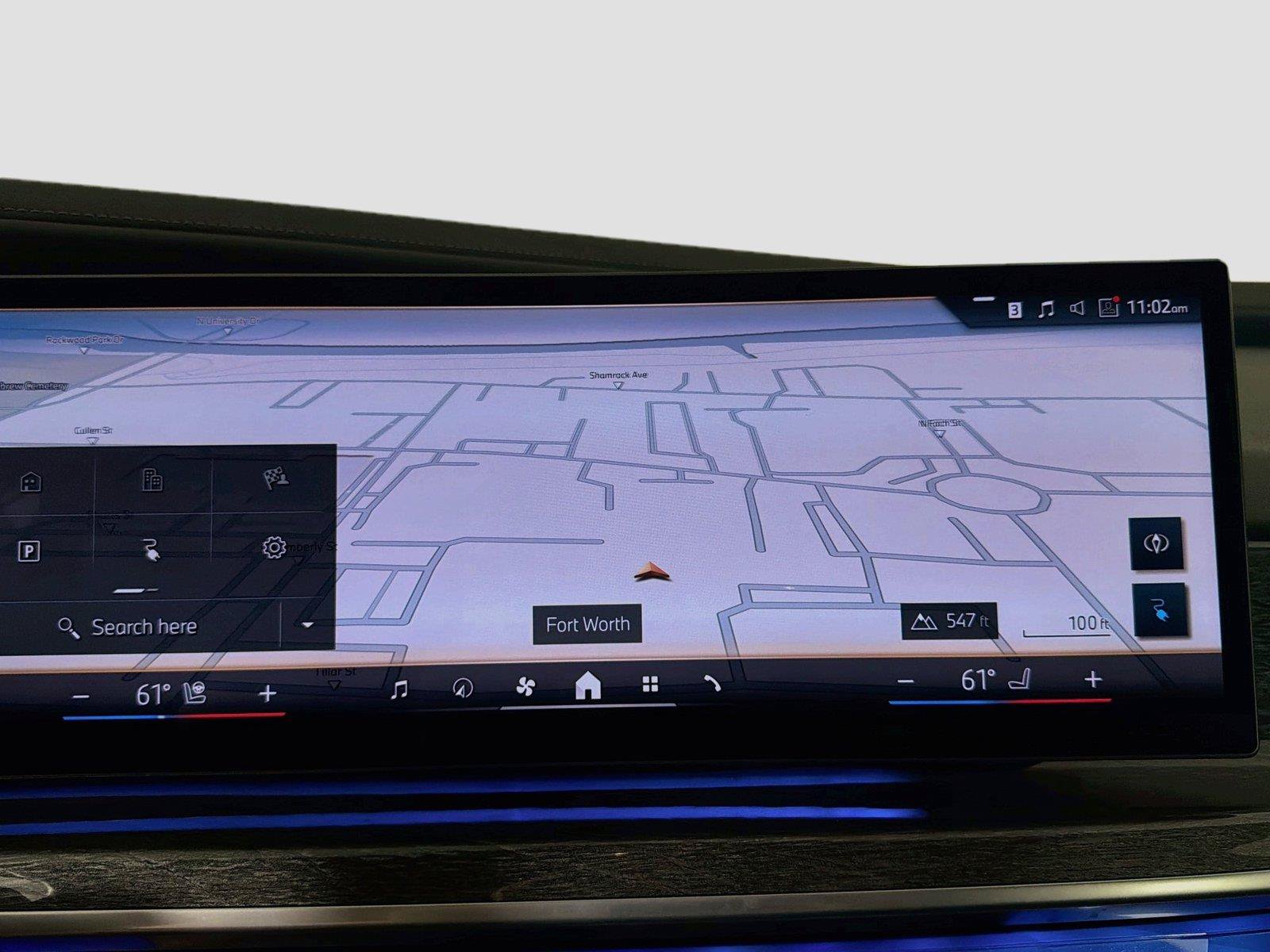 Used 2023 BMW i7 xDrive60 AWD/4WD image 12
