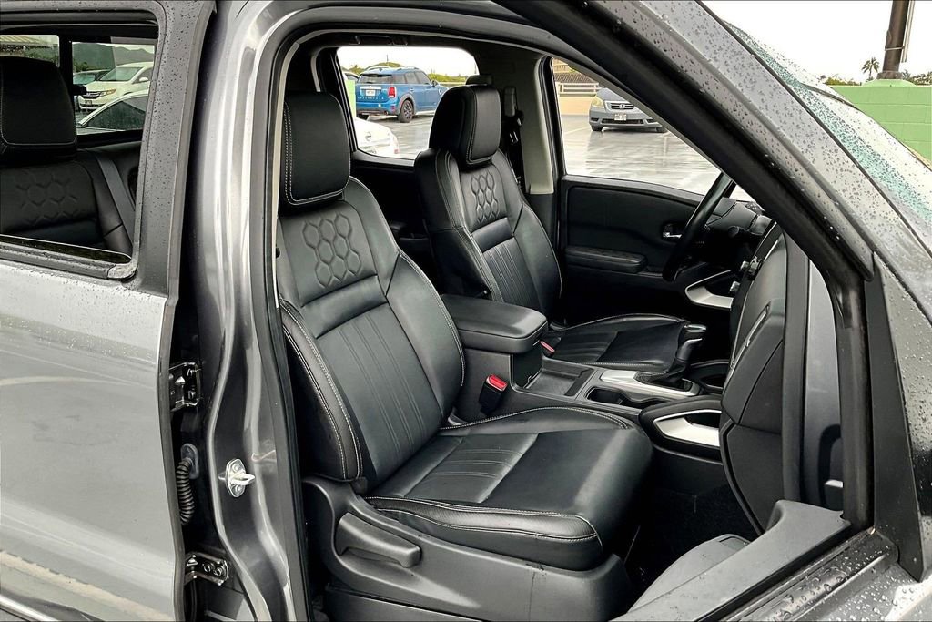 Used 2024 Nissan Frontier SL w/ Technology Package AWD/4WD image 7