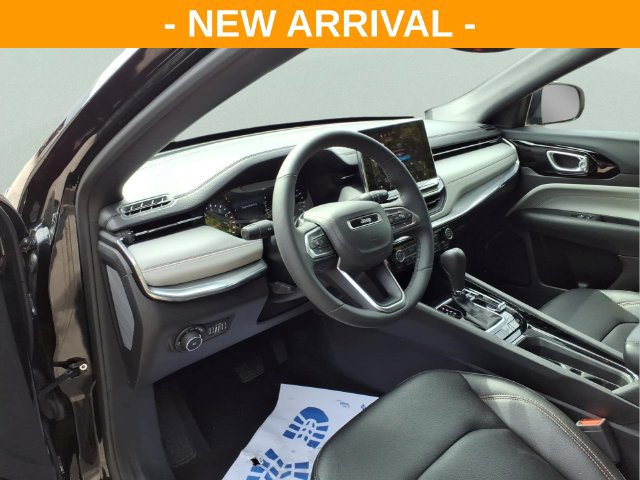 Used 2024 Jeep Compass Limited AWD/4WD image 14