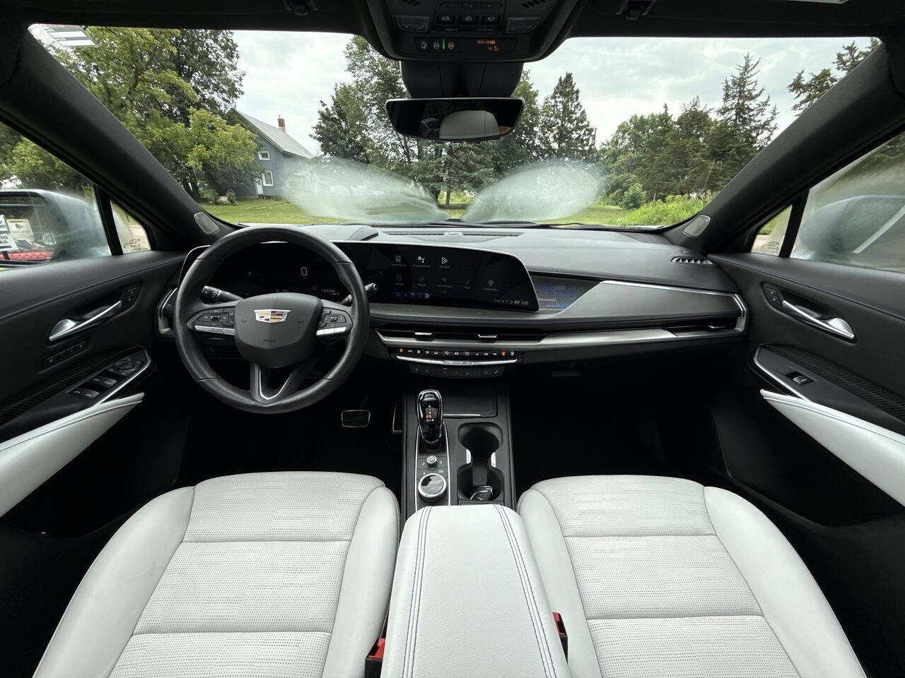 Used 2024 Cadillac XT4 Sport image 20