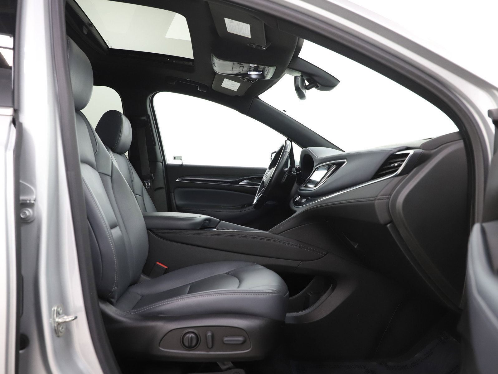 Used 2022 Buick Enclave Essence w/ Experience Buick Package image 11