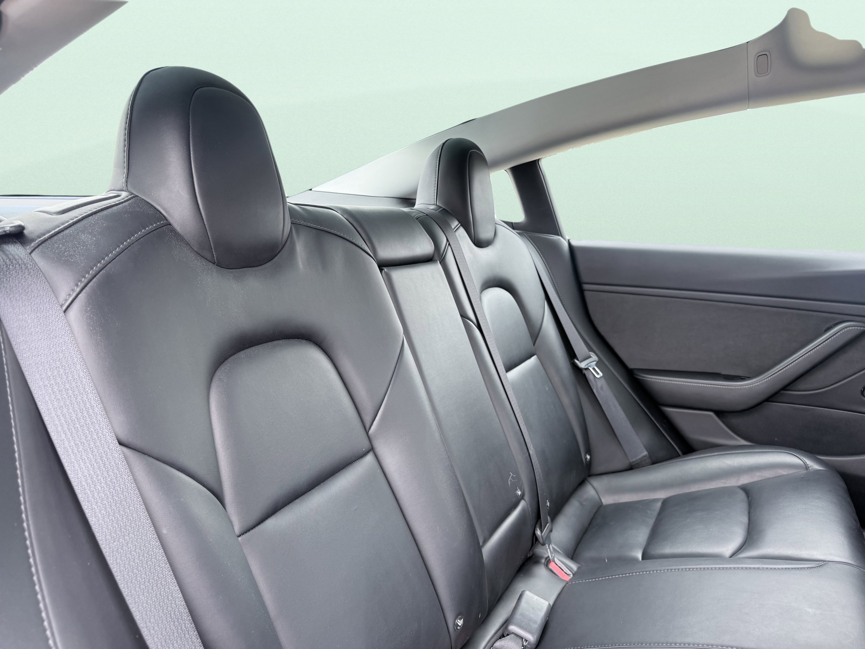 Used 2018 Tesla Model 3 Mid Range image 35