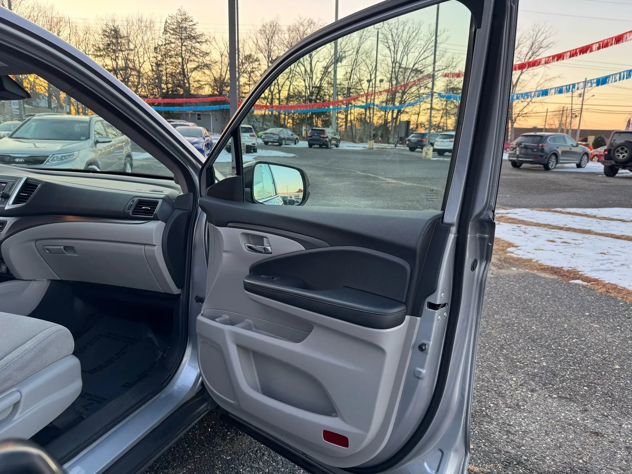 Used 2019 Honda Pilot LX image 19