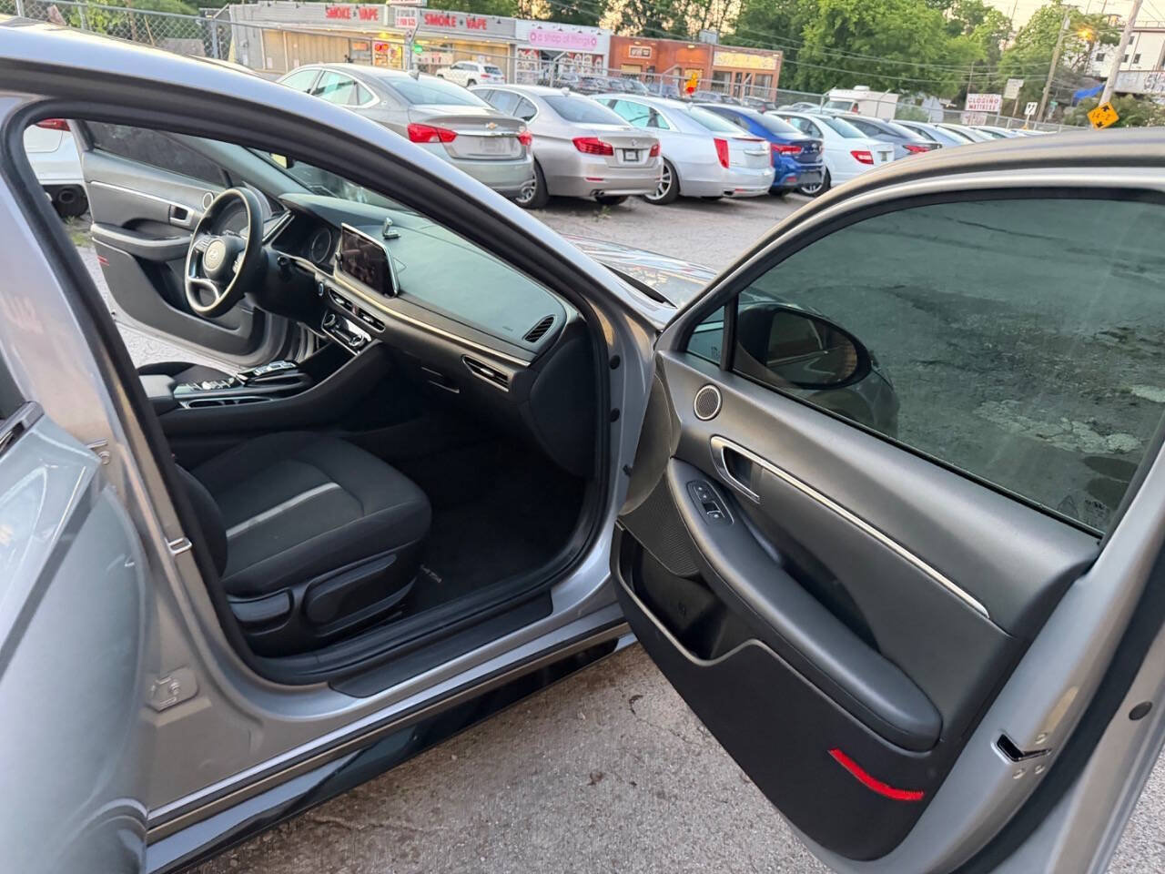 Used 2023 Hyundai Sonata SEL w/ Cargo Package FWD image 17