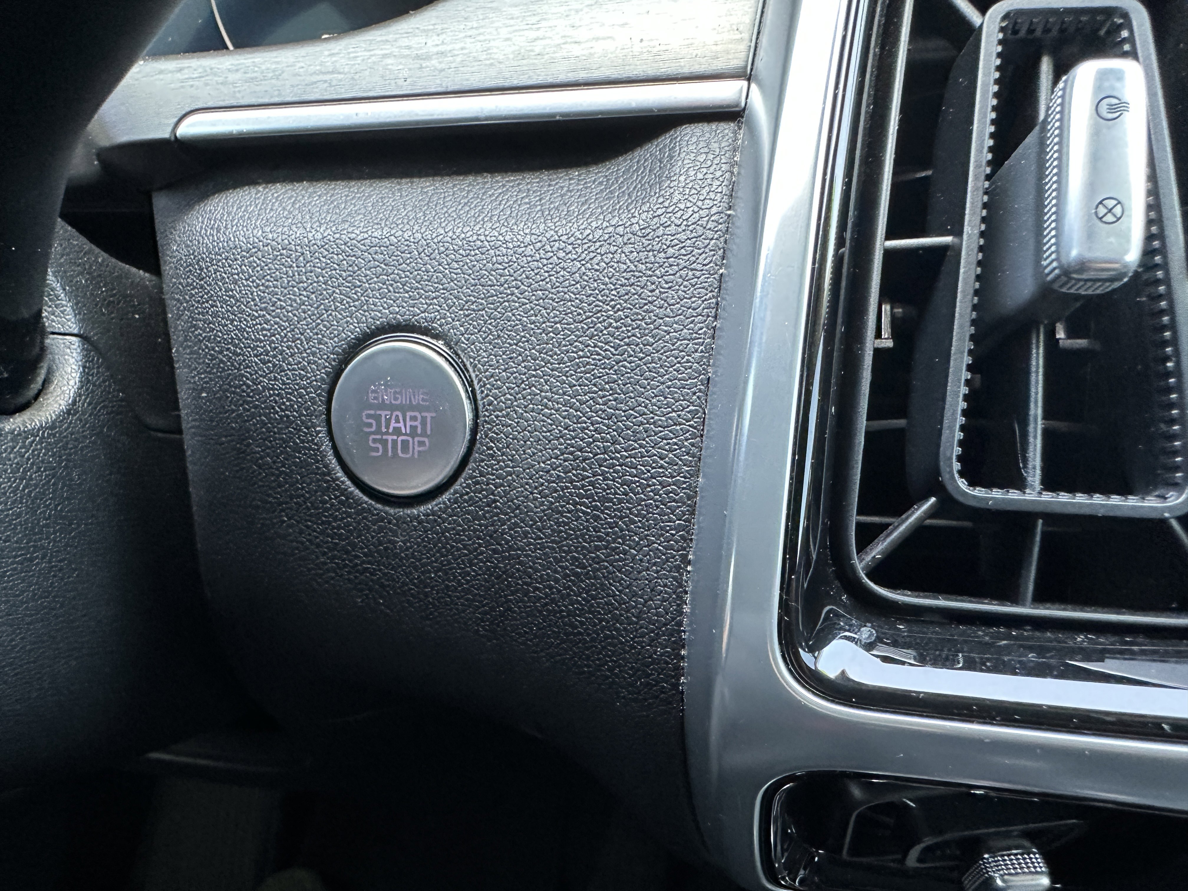 Used 2023 Kia Sorento SX FWD image 34