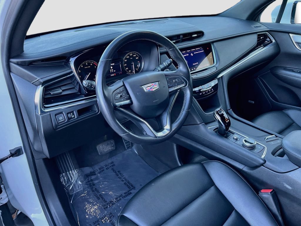 Used 2022 Cadillac XT6 Luxury FWD image 17