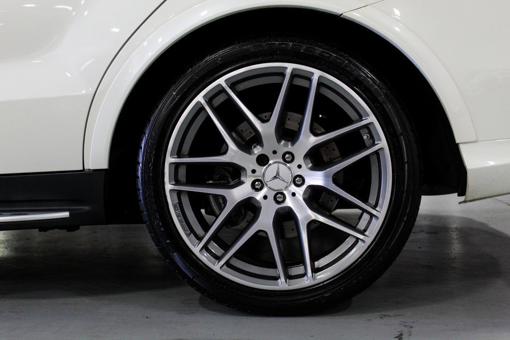 Used 2018 Mercedes-Benz GLE 63 AMG 4MATIC w/ Premium 3 Package image 39