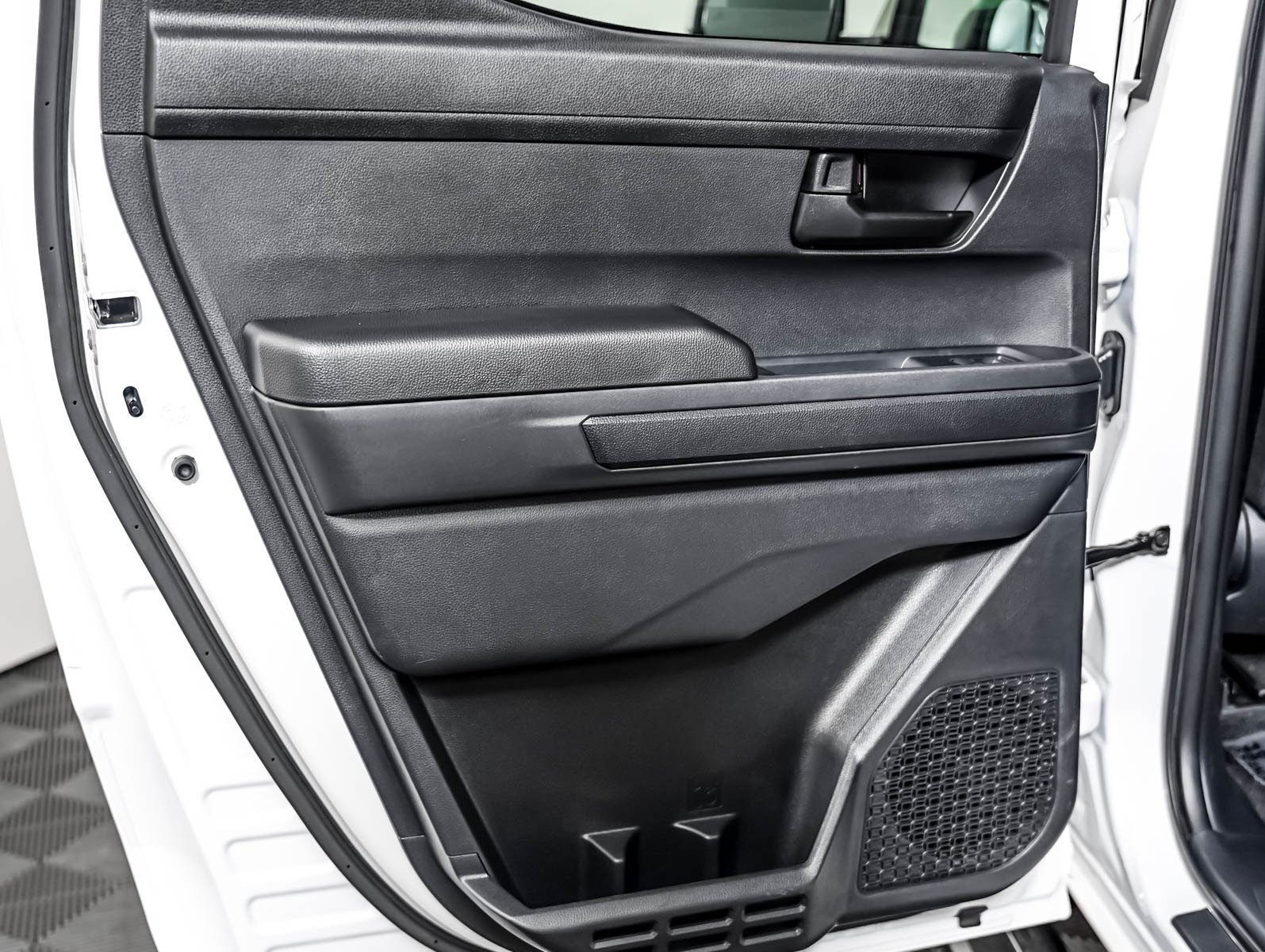 Used 2025 Toyota Tacoma SR5 RWD image 21