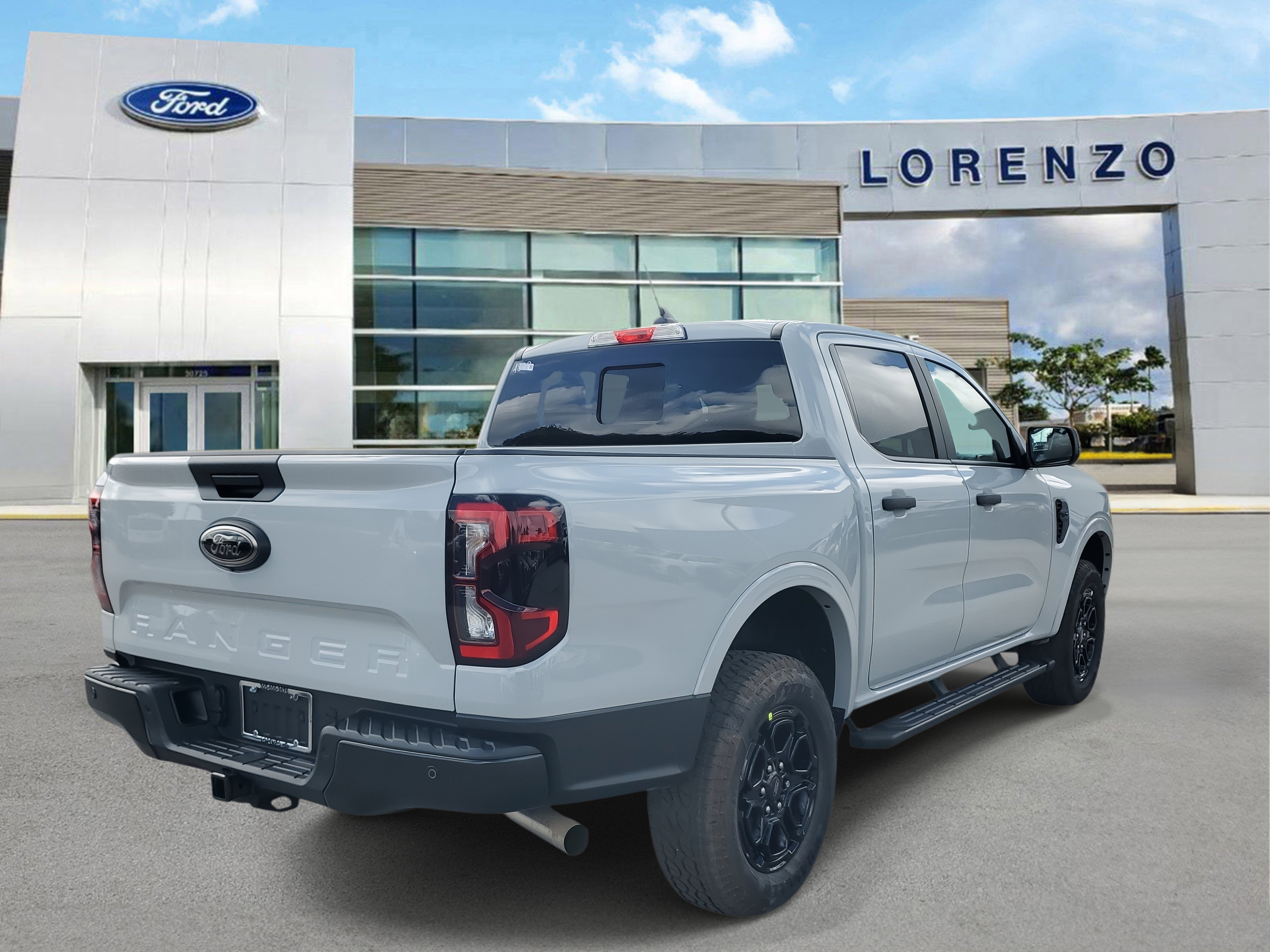 New 2026 Ford Ranger XLT w/ Equipment Group 301A High image 4