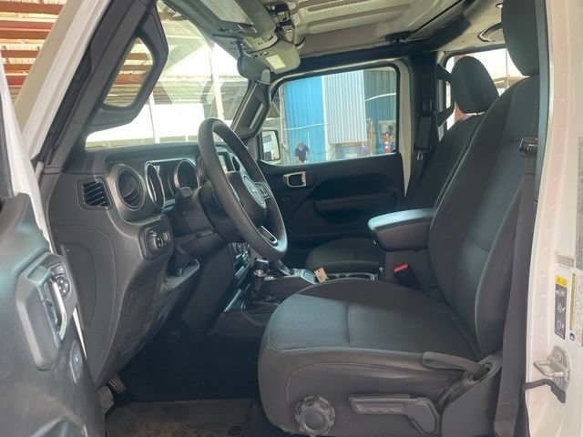 Used 2023 Jeep Gladiator Sport AWD/4WD image 10