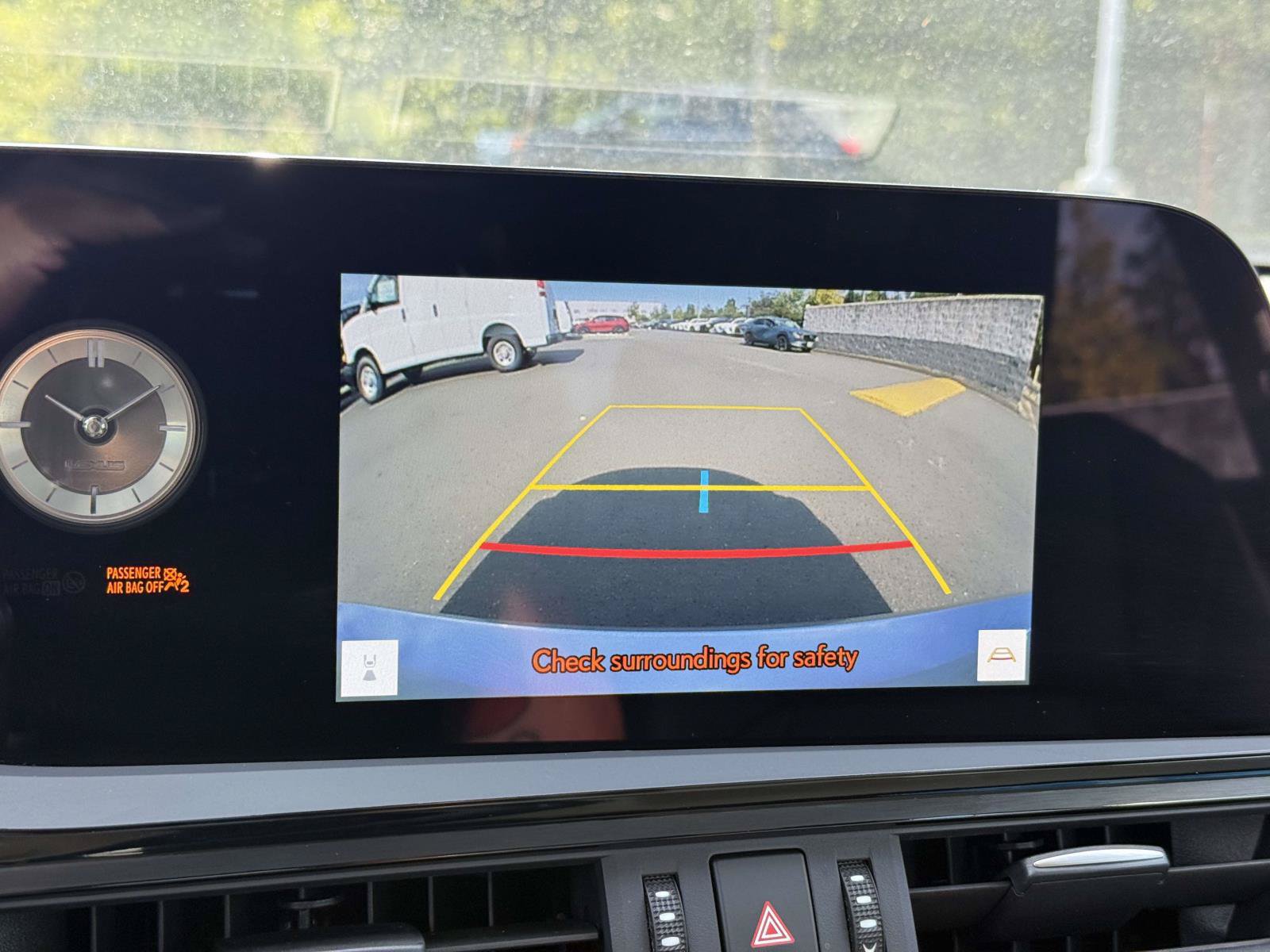 Used 2025 Lexus ES 350 w/ Premium Package FWD image 11
