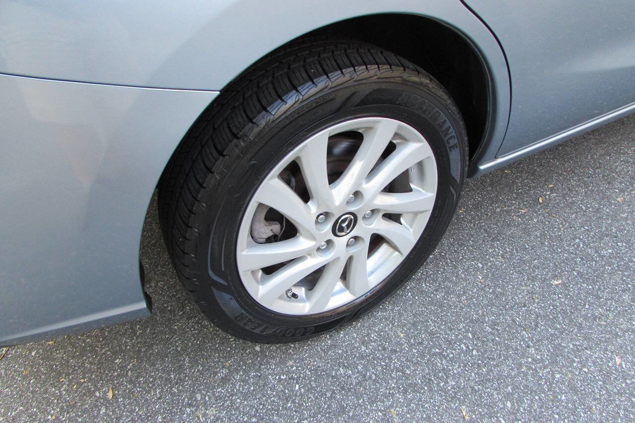 Used 2013 MAZDA MAZDA5 Sport FWD image 12