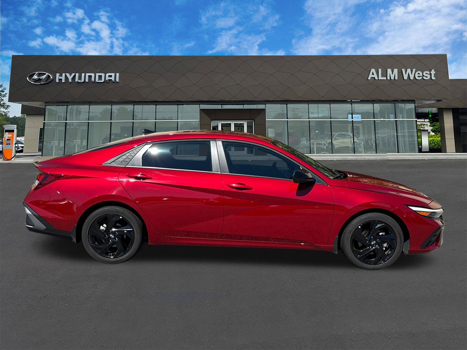 Used 2026 Hyundai Elantra Sport FWD image 4