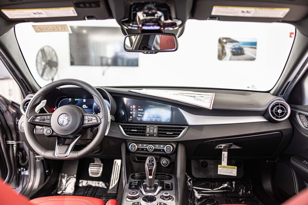 New 2026 Alfa Romeo Giulia AWD w/ Driving Assist Package image 36